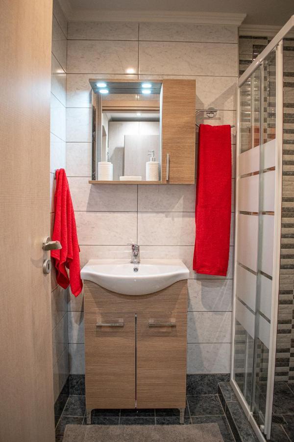 Comfortable Near Athens Airport!! Spáta