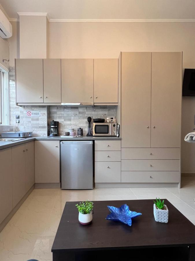 Comfortable Near Athens Airport!! Apartment