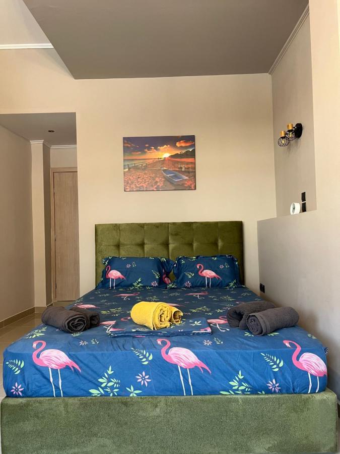 Comfortable Near Athens Airport!! *
